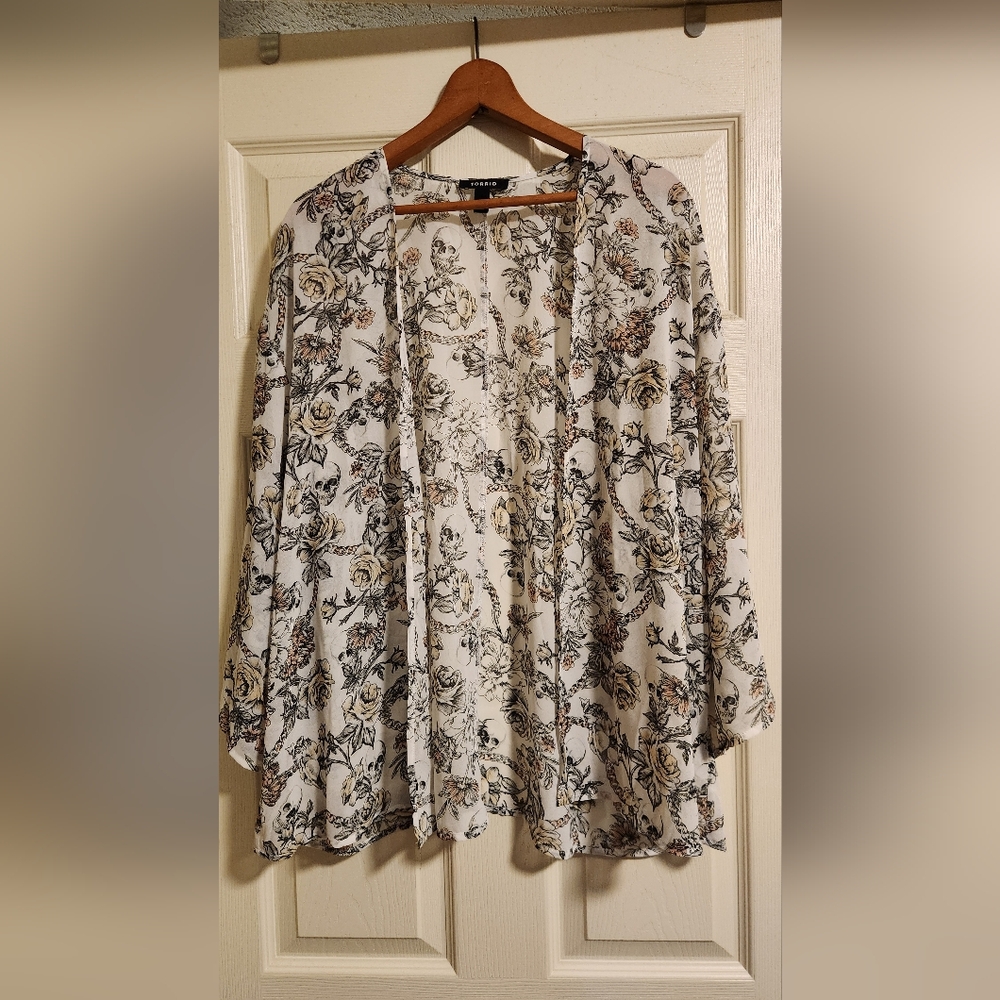 Torrid - Sheer Kimono Cardigan Size 1/2